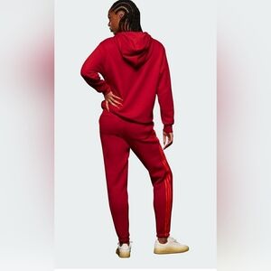 Ivy Park X Adidas Ivy Heart Collection MEDIUM